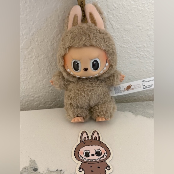 POP MART Other - Exciting Macaron Toffee Labubu